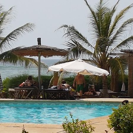 Terre D'Afrique Hotel Popenguine Buitenkant foto