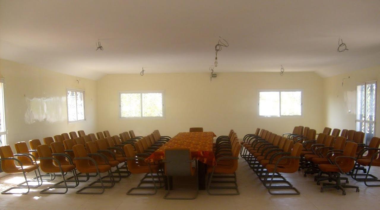 Terre D'Afrique Hotel Popenguine Buitenkant foto