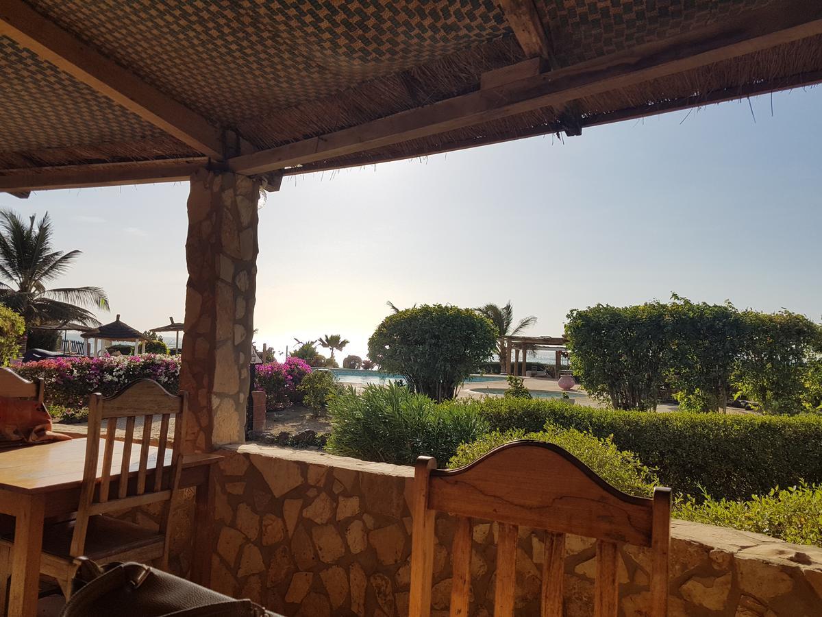 Terre D'Afrique Hotel Popenguine Buitenkant foto